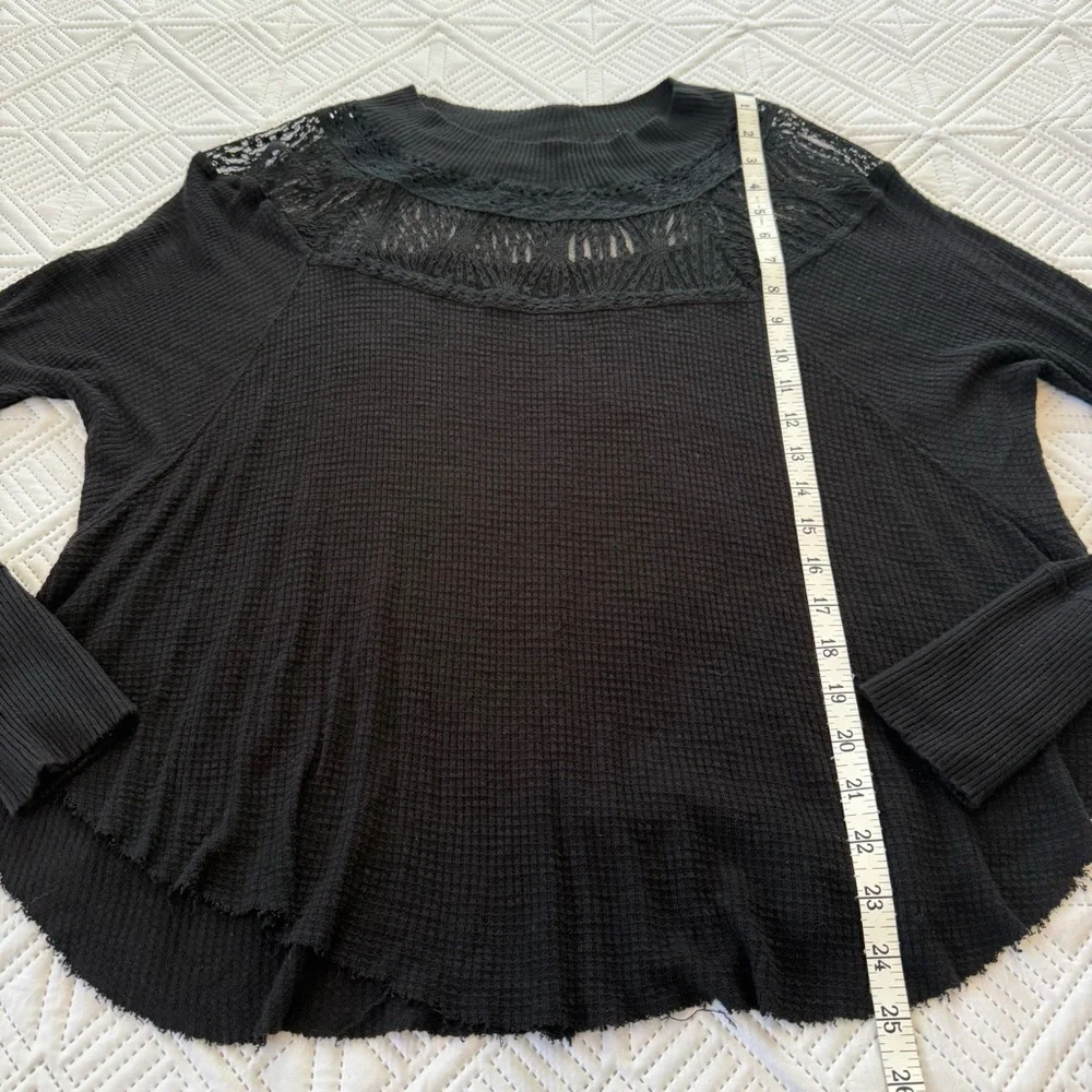 Free People Spring Valley Waffle Knit Long Sleeve Lace Trim Oversized Top Sz XS